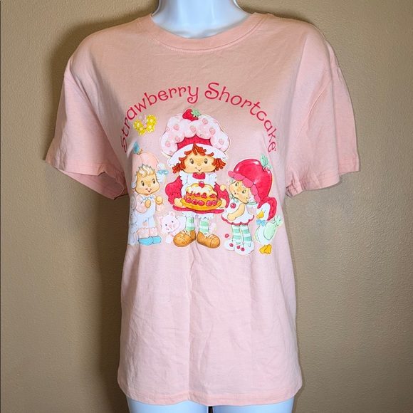 Strawberry Shortcake Graphic Tee Shirt NWT Size Large Pink Retro Kawaii - Picture 4 of 8